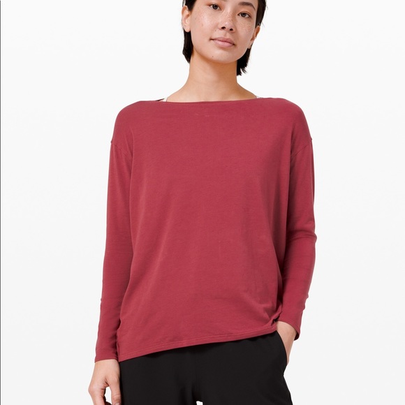 NEW | LULULEMON Back in Action LS